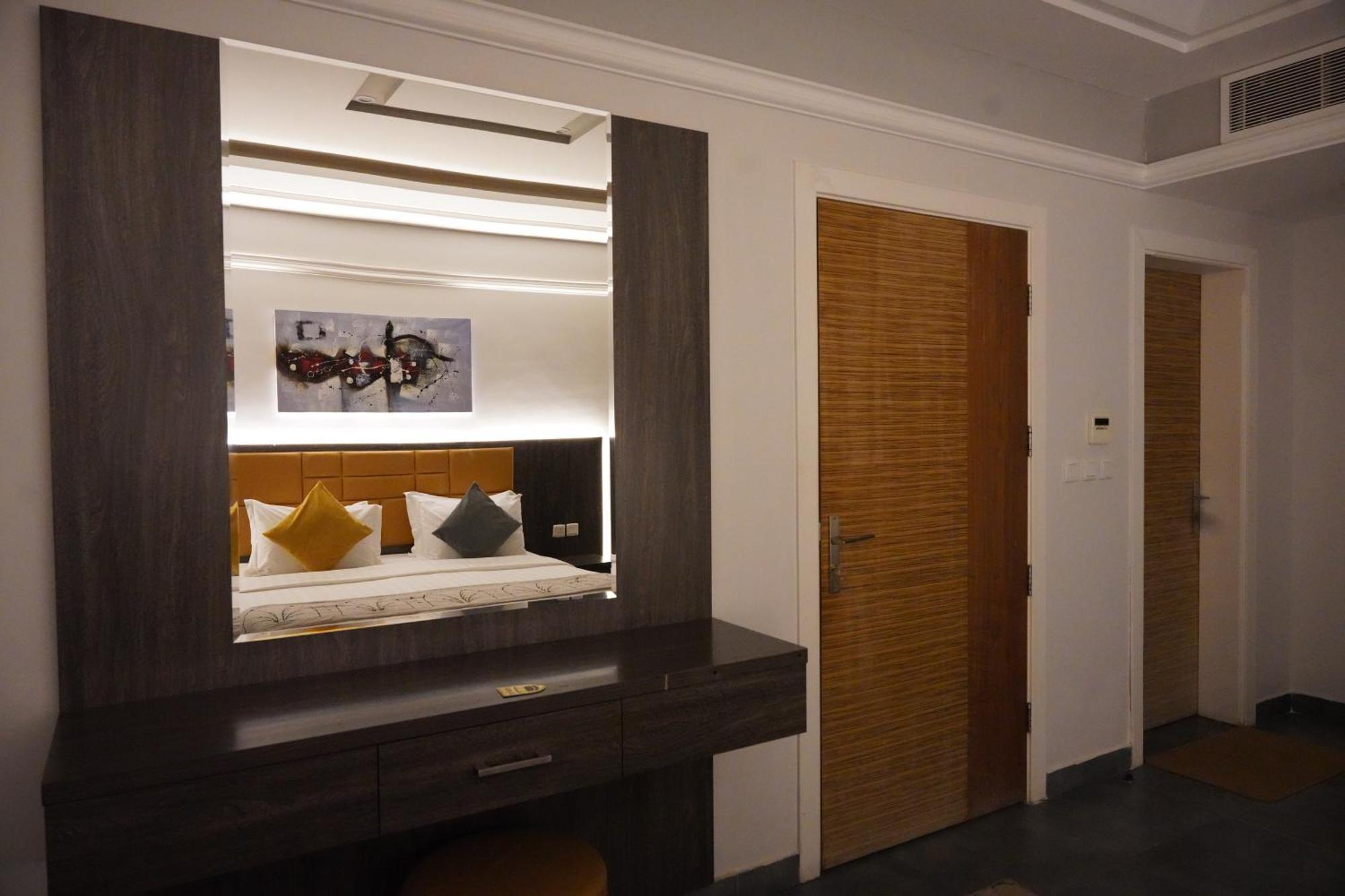 ריאד Tura Residence מראה חיצוני תמונה